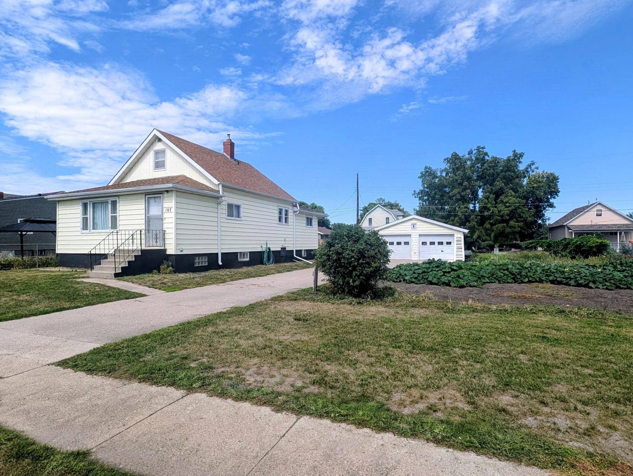 107 1st AVE SW, Dilworth, MN 56529