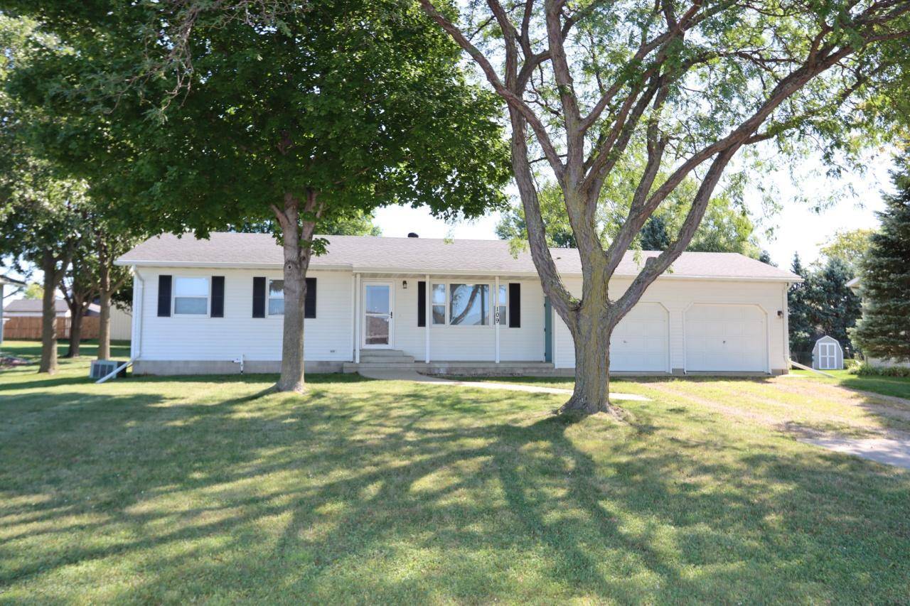 109 Burg AVE, Nicollet, MN 56074