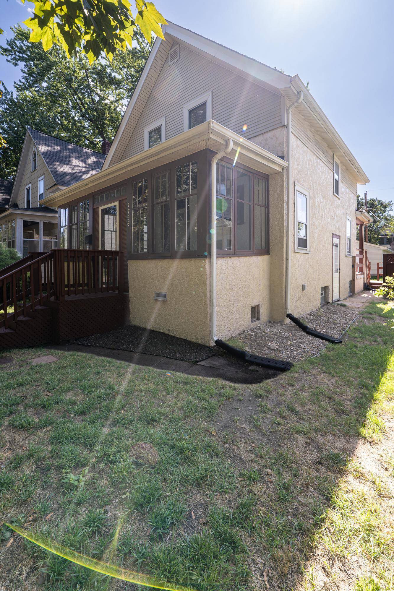 1796 Minnehaha AVE W, Saint Paul, MN 55104