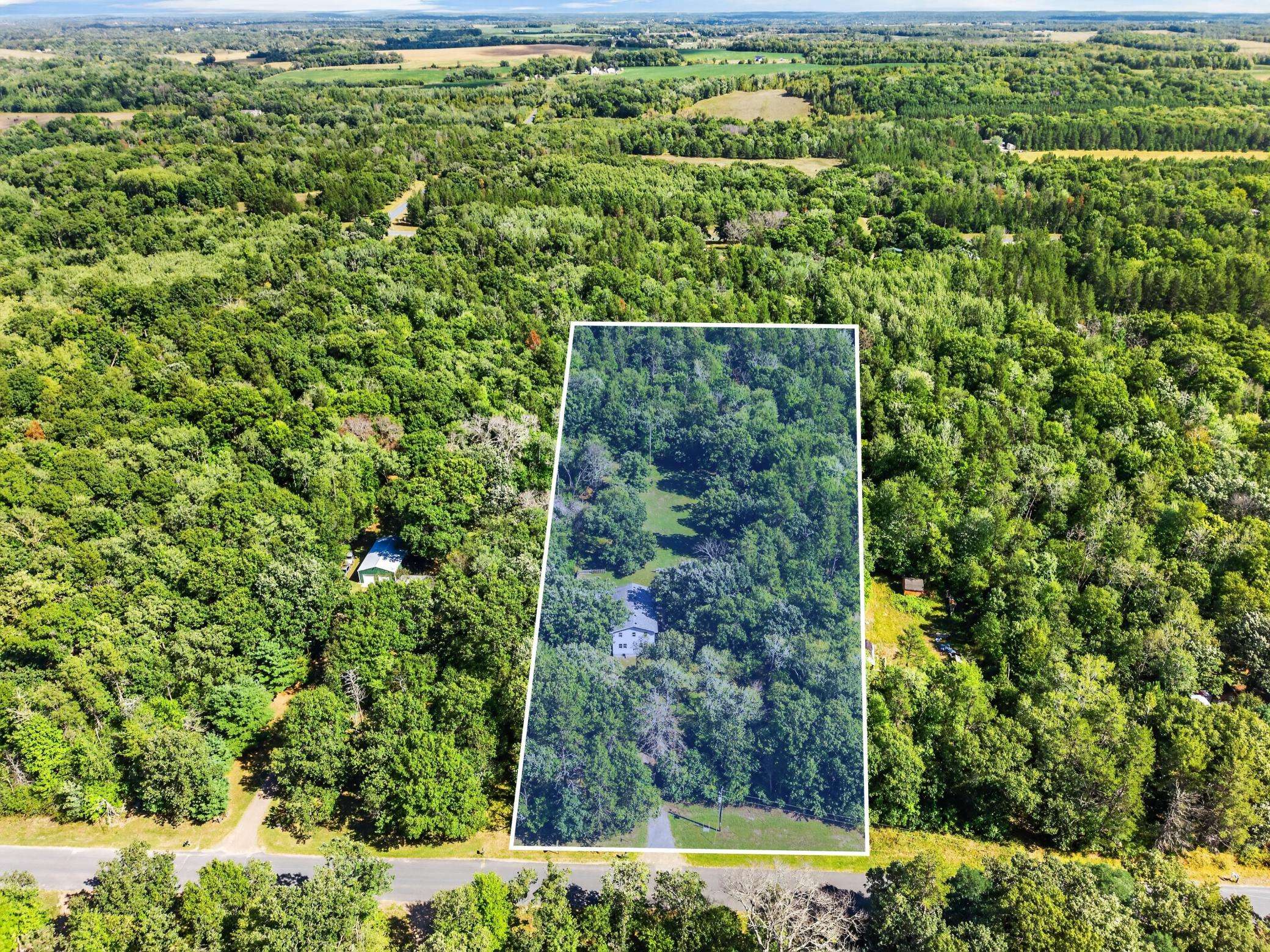 2488 Sunny Acres LN, Saint Croix Falls, WI 54024