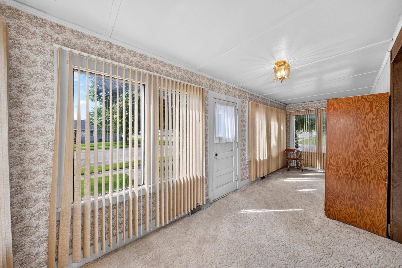 250 W Holly ST, Owatonna, MN 55060