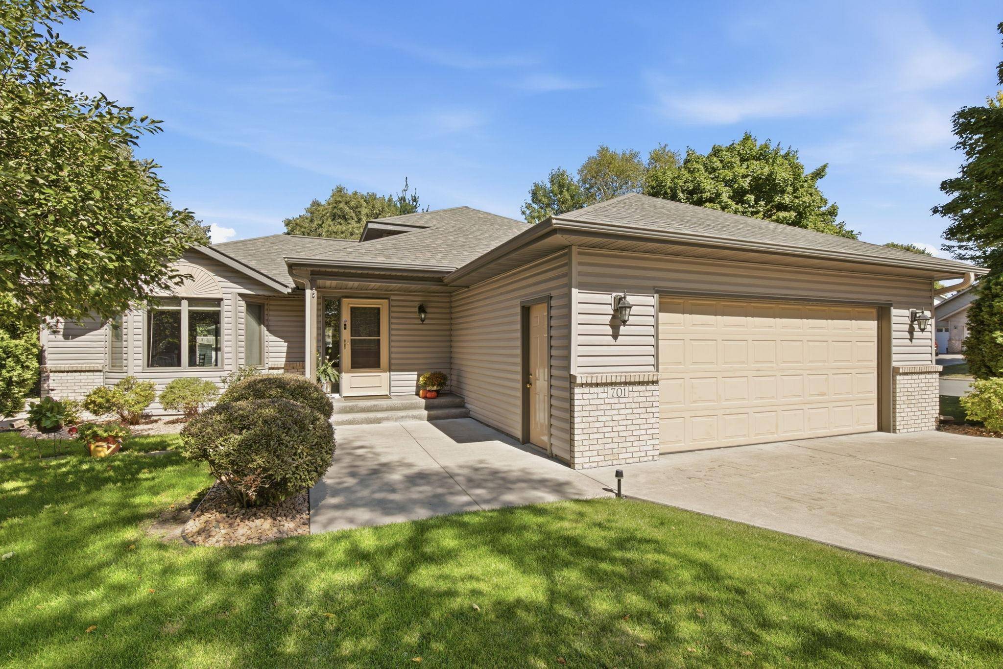 701 3rd ST S, Sartell, MN 56377
