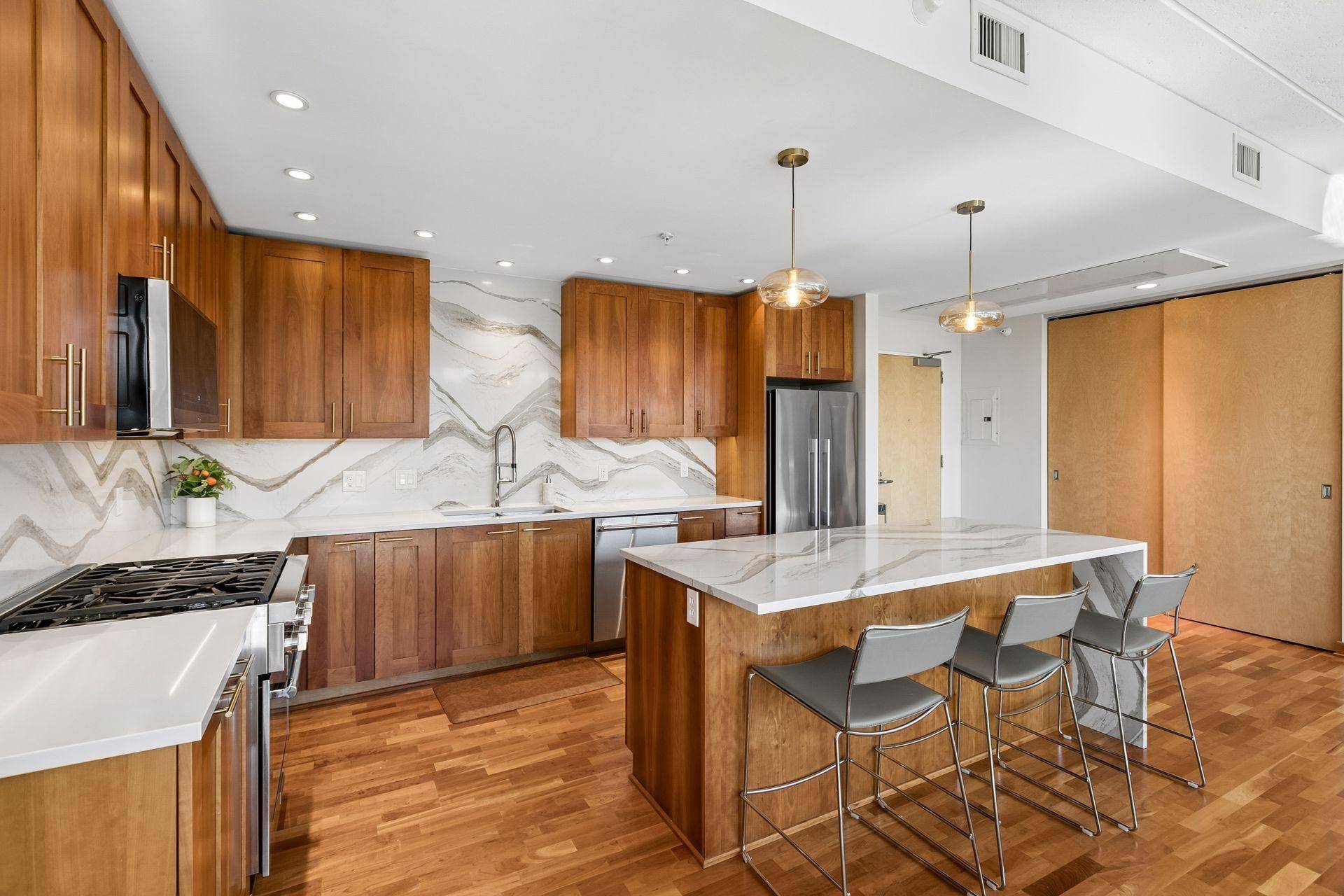 45 University AVE SE #410, Minneapolis, MN 55414