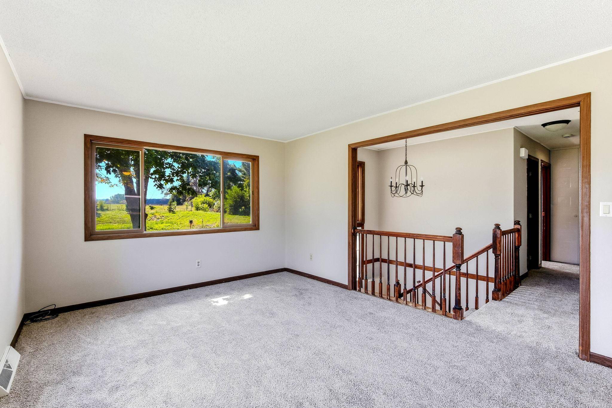 5512 Woodside RD SE, Prior Lake, MN 55372