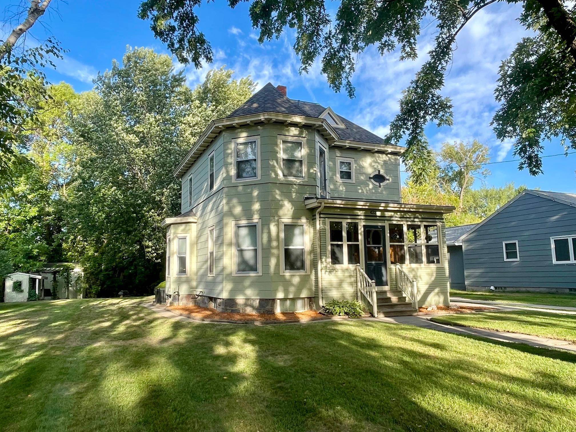 423 4th ST NE, Barnesville, MN 56514