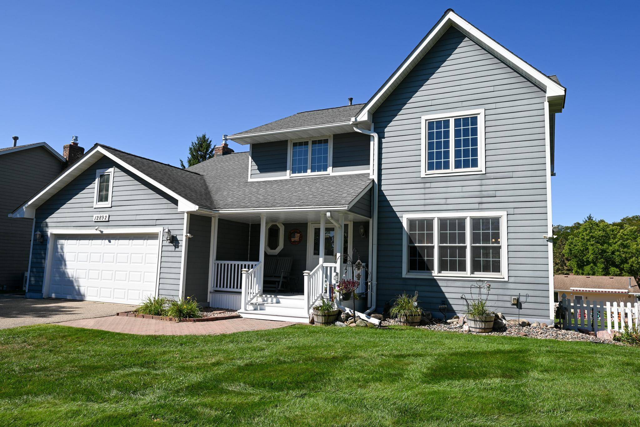 12892 Essex WAY, Apple Valley, MN 55124