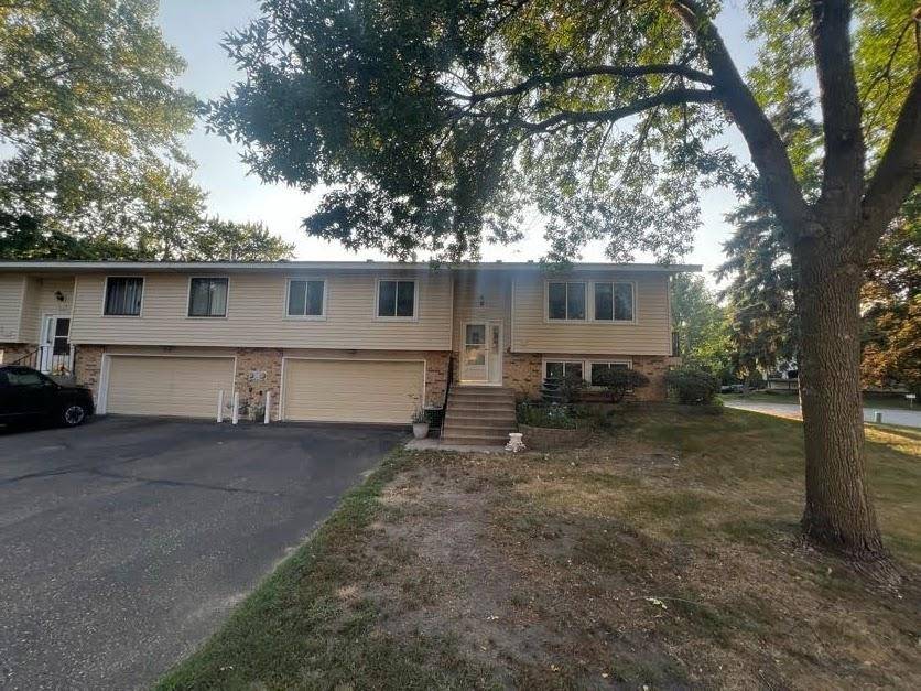 403 98th AVE NE, Blaine, MN 55434