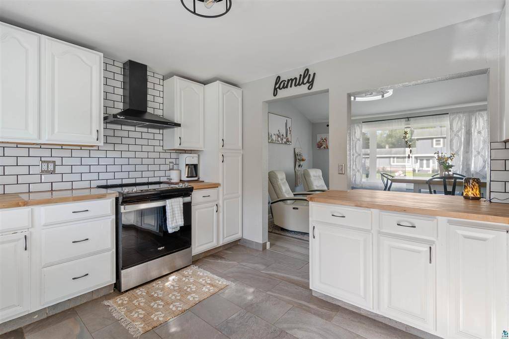 4948 Nelsondale RD, Duluth, MN 55811