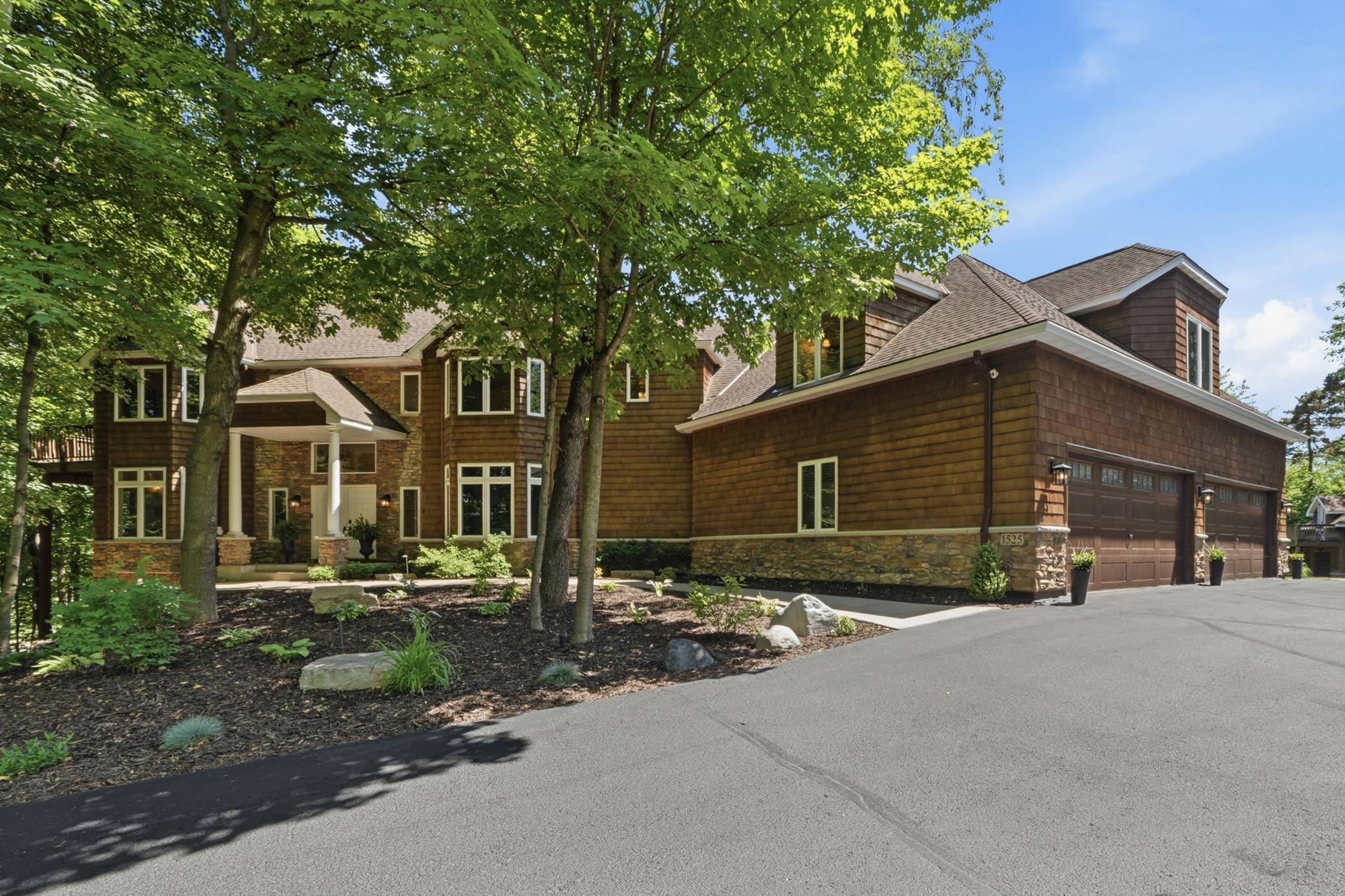 1525 6th AVE N, Orono, MN 55356