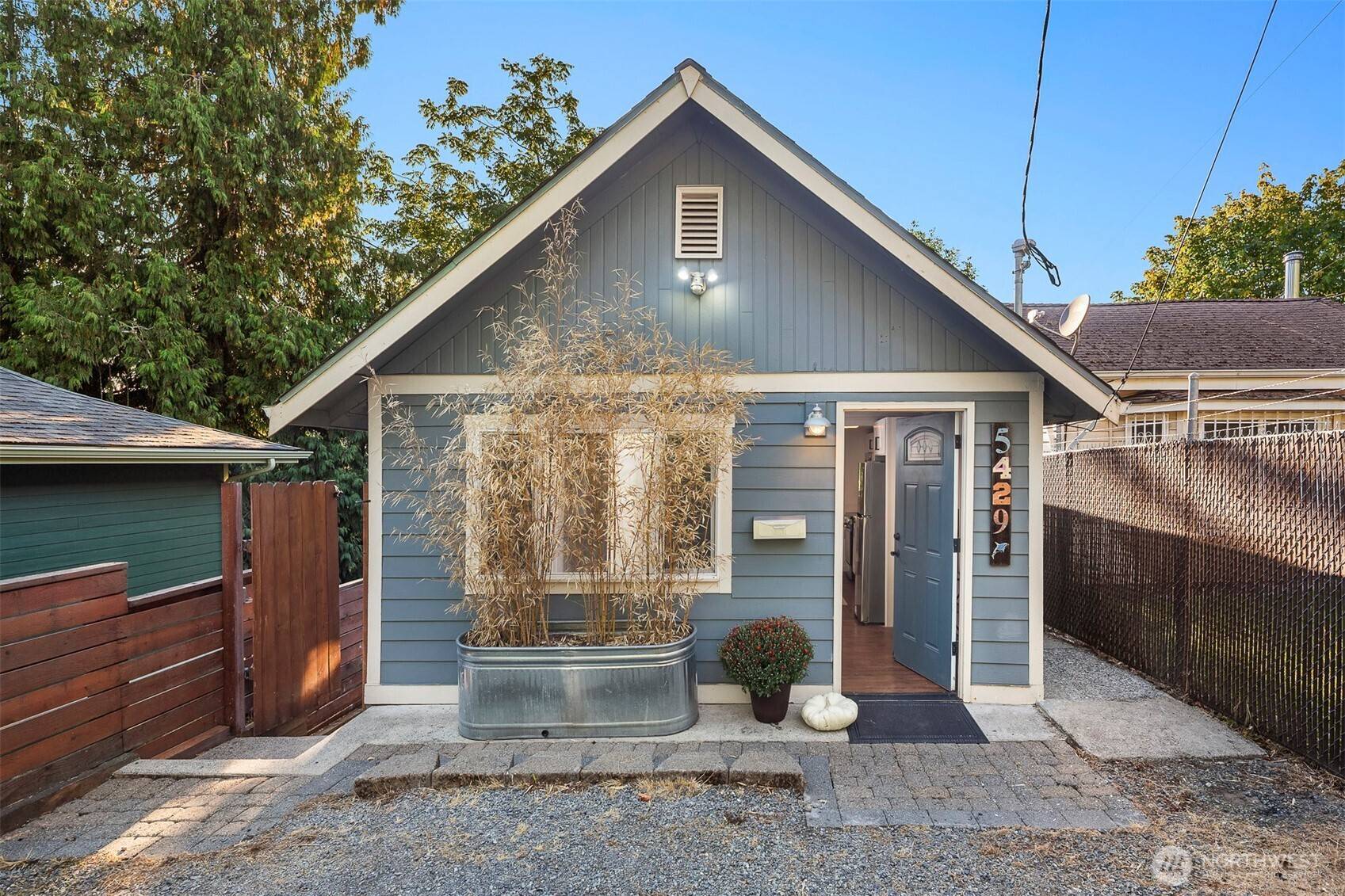 5429 Renton AVE S, Seattle, WA 98118