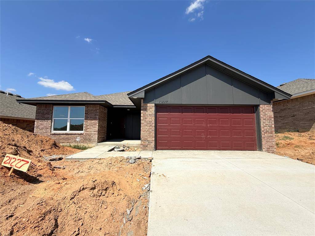 21227 SE 32nd ST, Harrah, OK 73045
