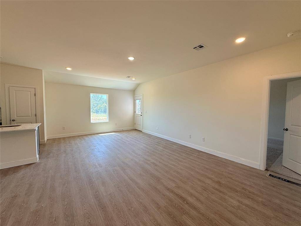 21224 SE 32nd ST, Harrah, OK 73045