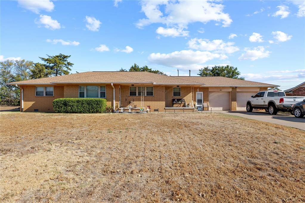 308 Williams ST, Okeene, OK 73763