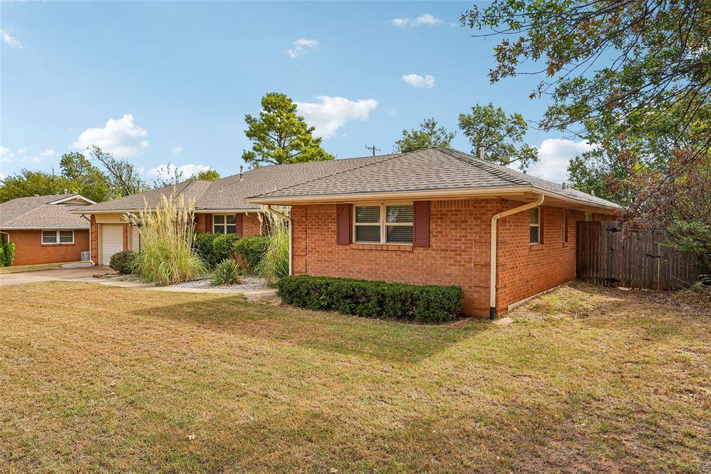3500 Bella Vista DR, Midwest City, OK 73110