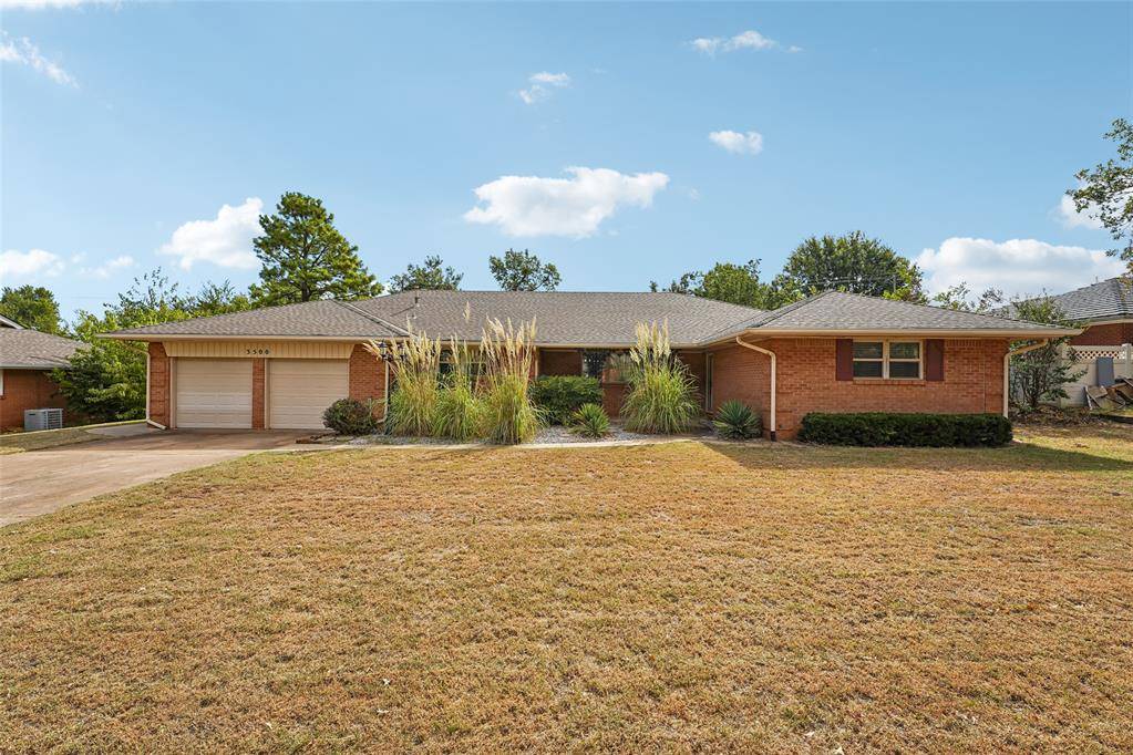 3500 Bella Vista DR, Midwest City, OK 73110