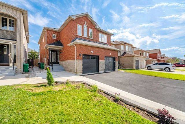 7334 Lowville HTS, Mississauga, ON L5N 8L4