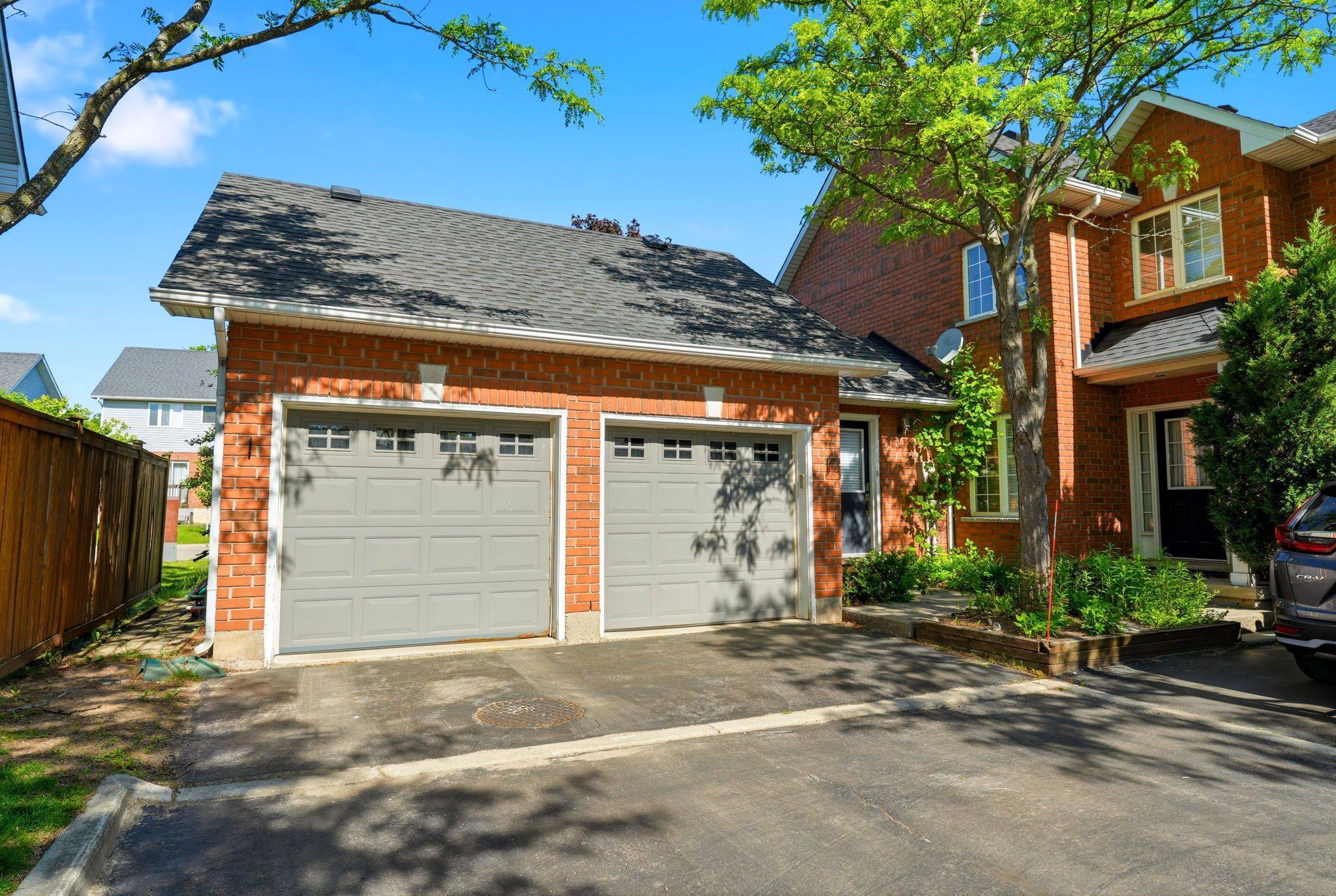 1745 Creek WAY #7, Burlington, ON L7L 7E1