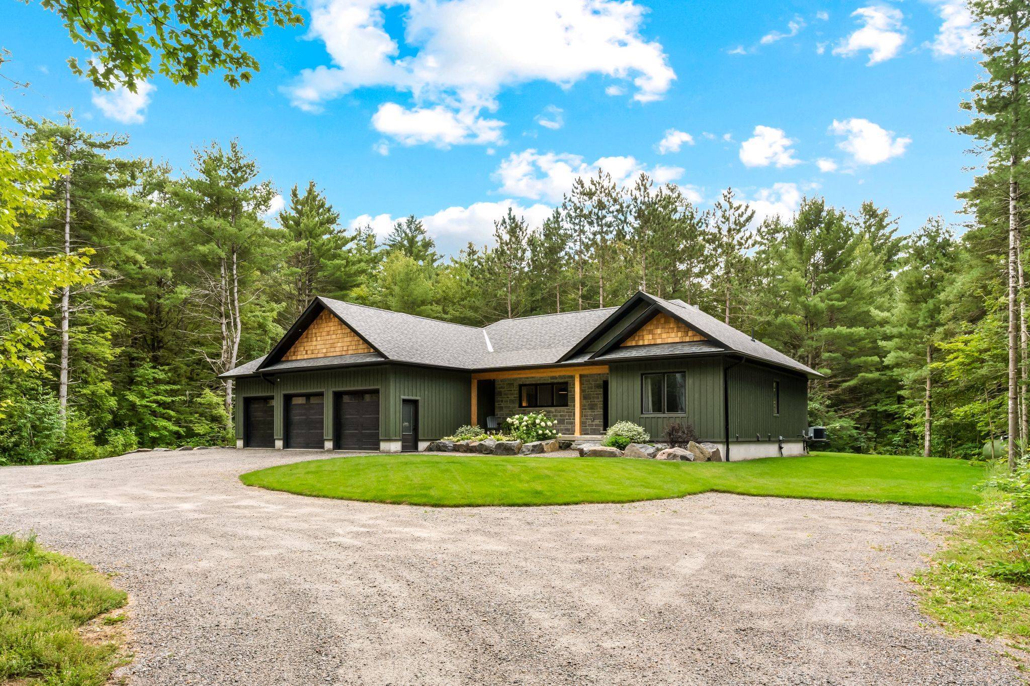 1065 Kilworthy RD, Gravenhurst, ON P0E 1G0