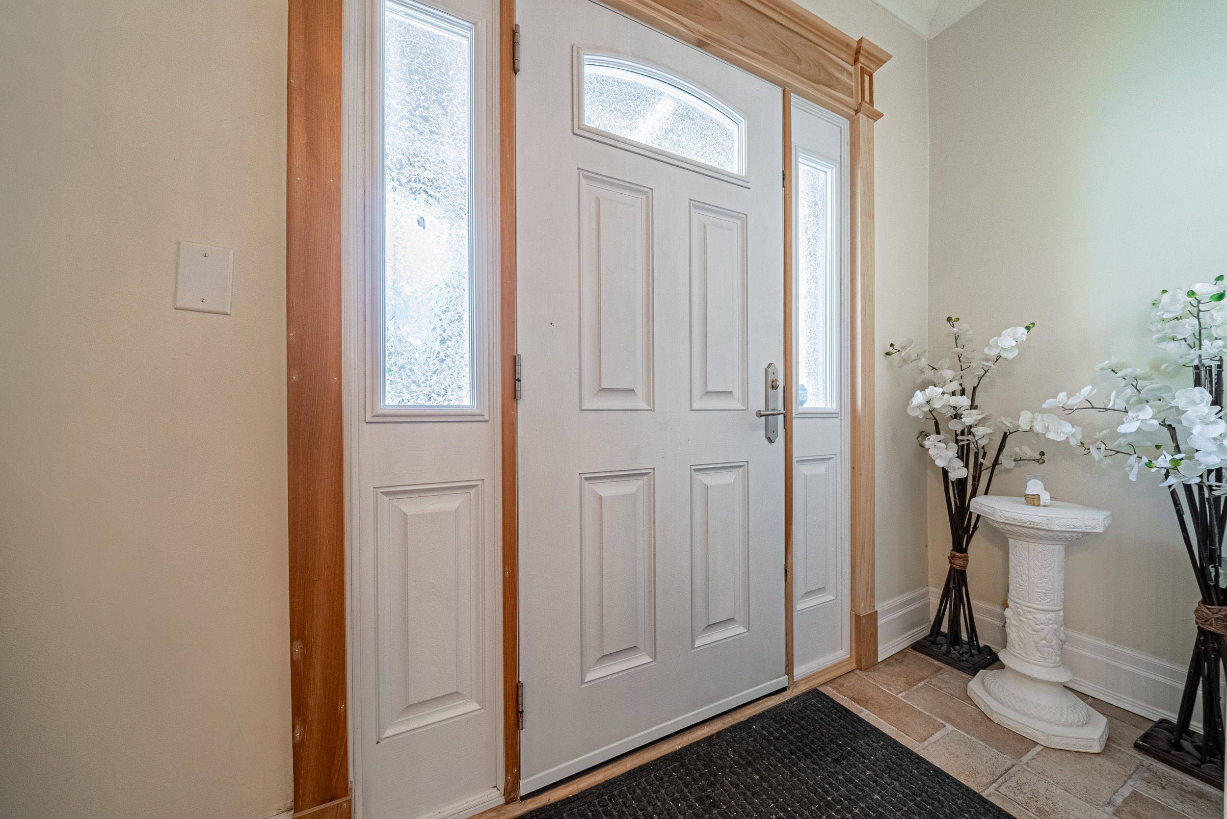 267 Main ST W, Hamilton, ON L8P 1J5