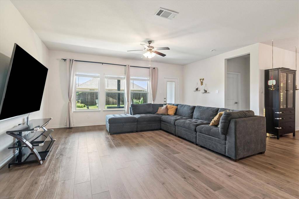 1310 Blossom Court Drive, Princeton, TX 75407