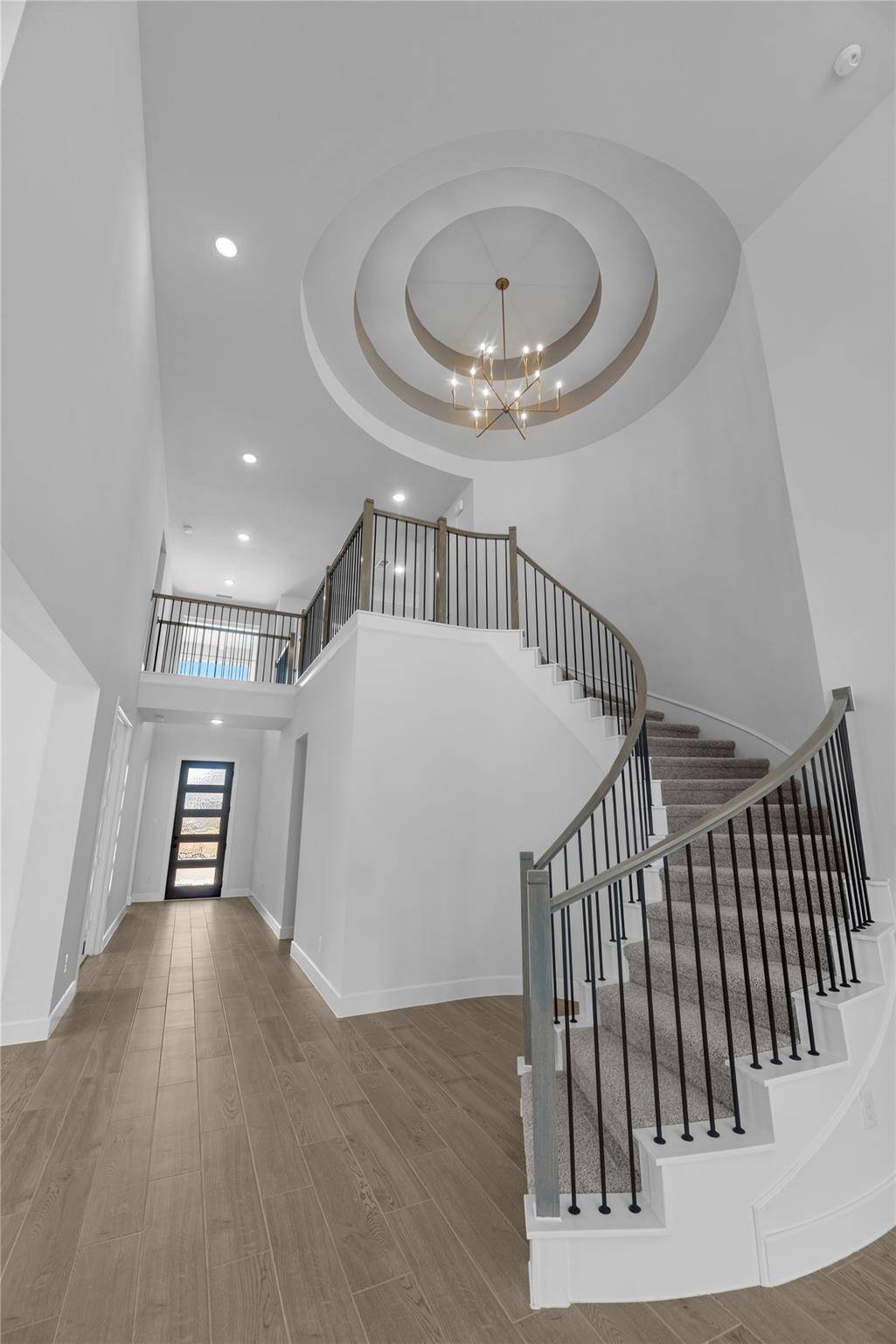 8124 Royal Mint CV, Lago Vista, TX 78645