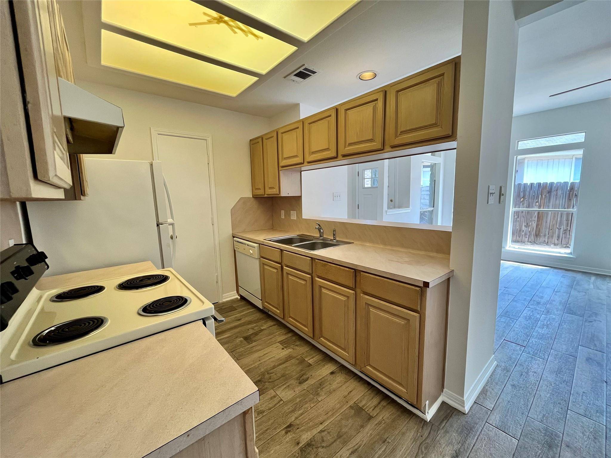 515 GREGORY CT, Round Rock, TX 78664