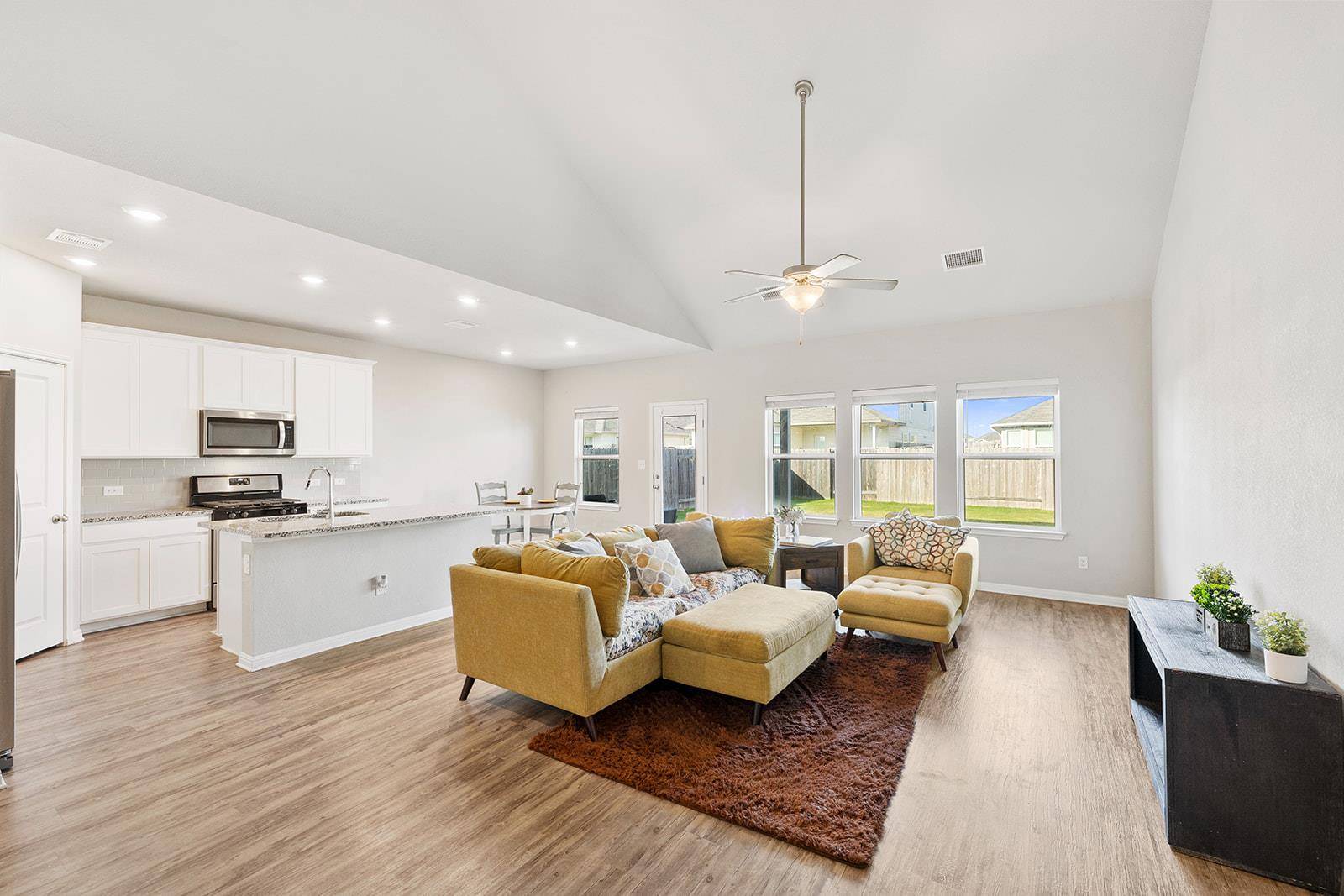 419 Windy Reed RD, Hutto, TX 78634