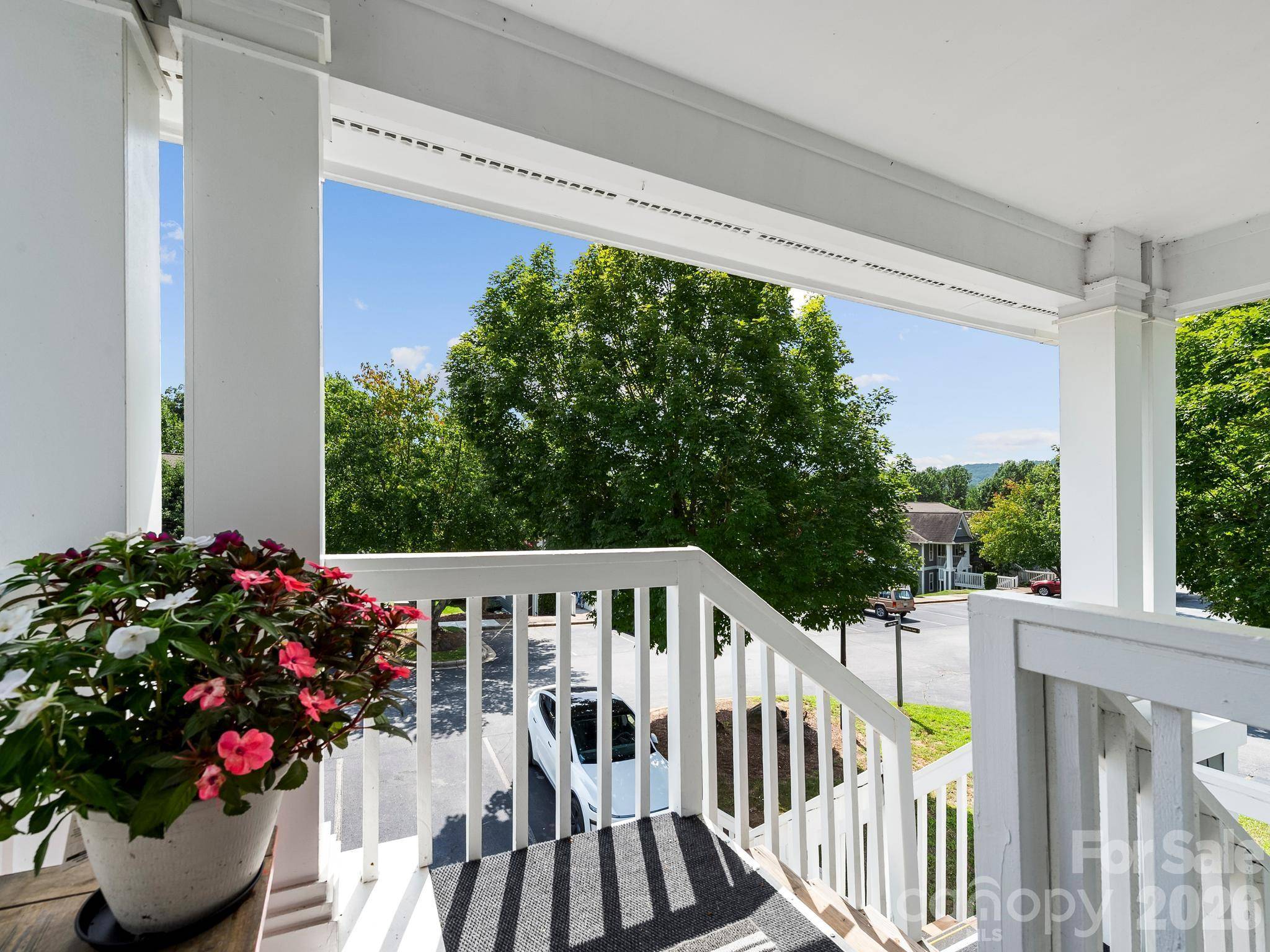 4402 Marble WAY, Asheville, NC 28806