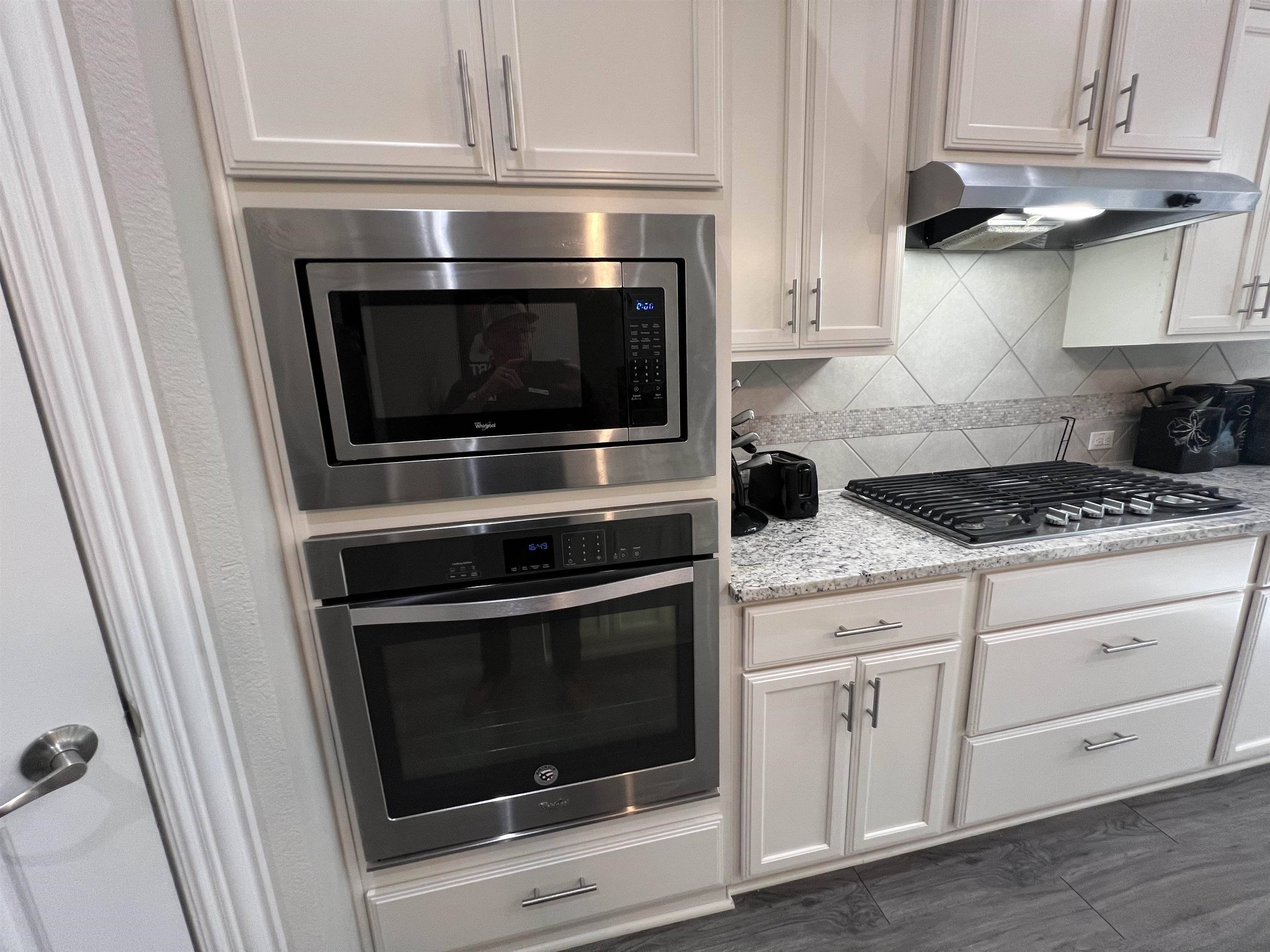 1709 Hollowback DR, Leander, TX 78641