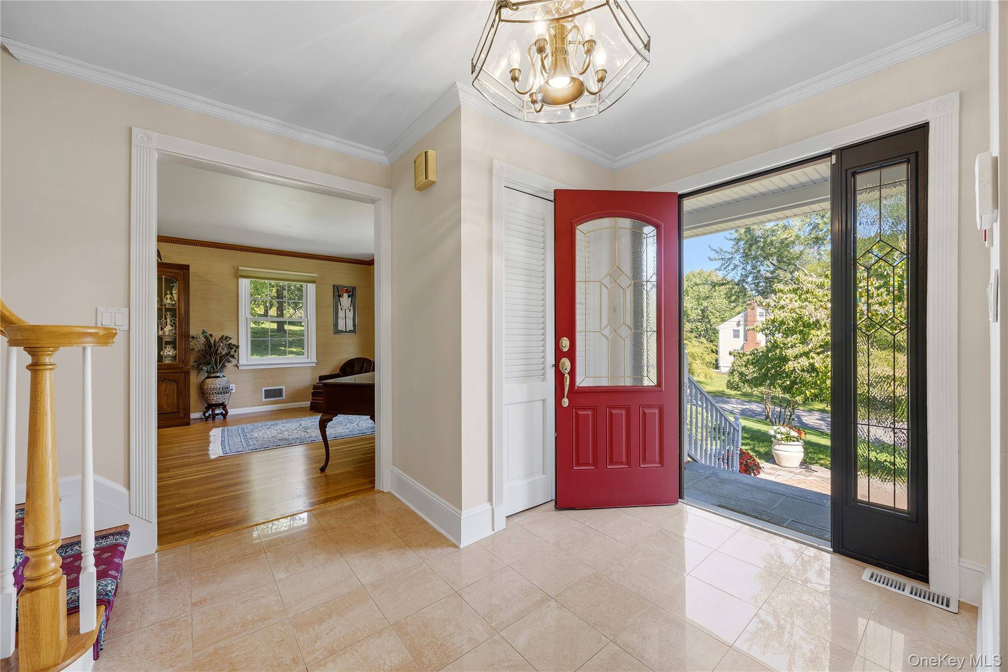 110 Cypress LN, Briarcliff Manor, NY 10510