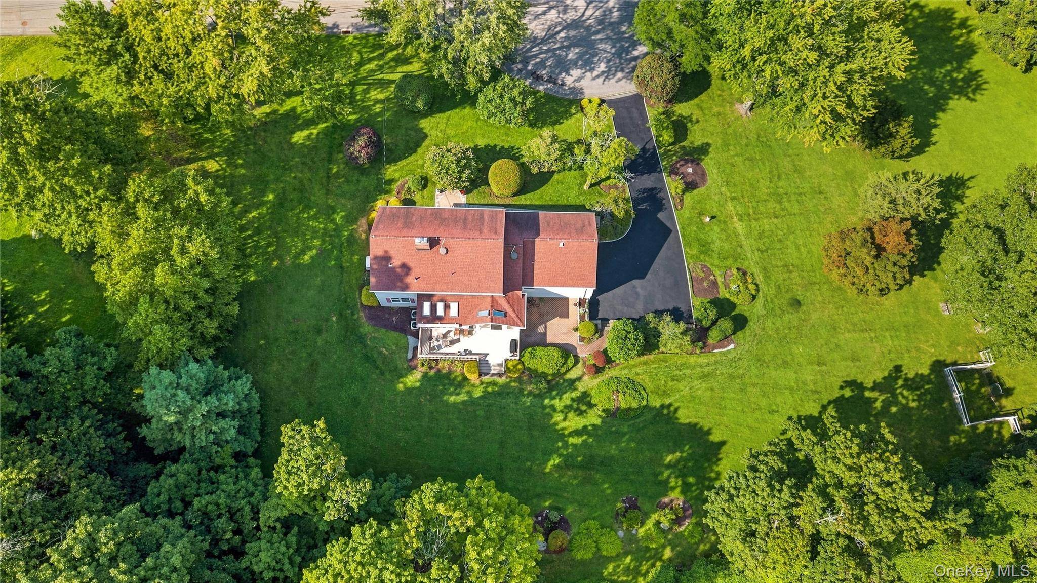 110 Cypress LN, Briarcliff Manor, NY 10510