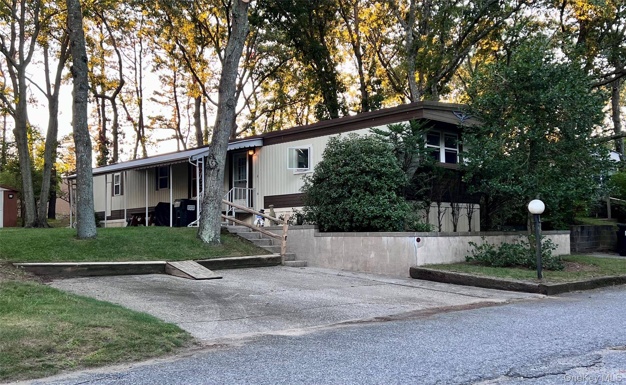 433 Mill RD #91, Calverton, NY 11933