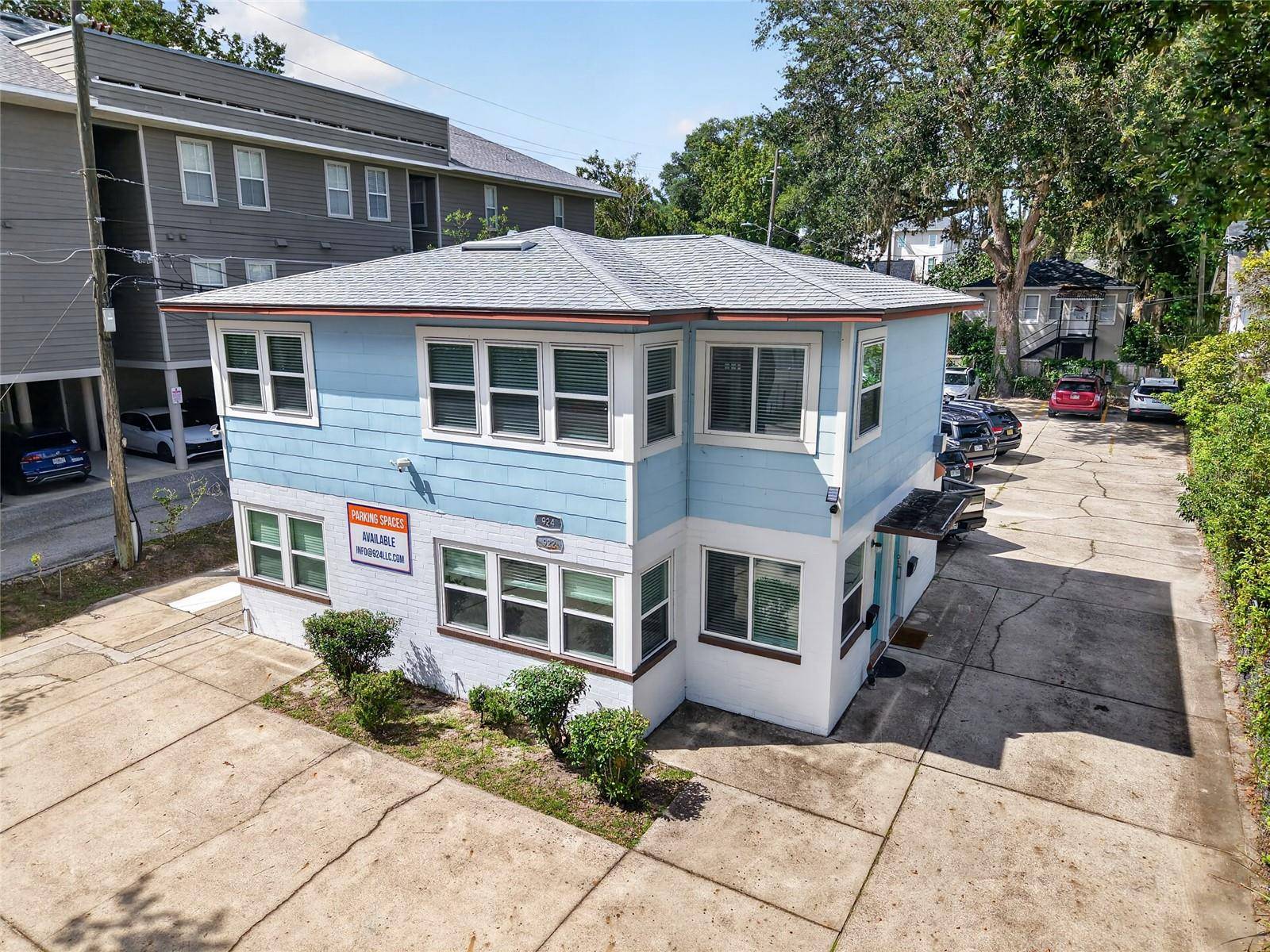 Address not disclosed, Gainesville, FL 32601