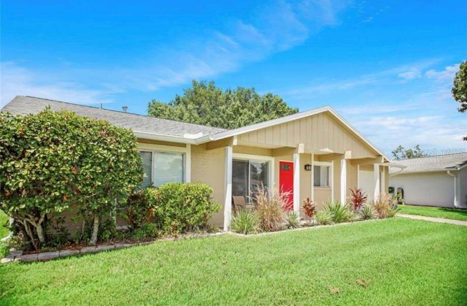 10526 LINGER LN, Orlando, FL 32821