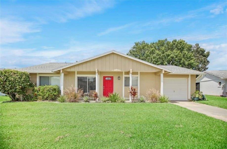 10526 LINGER LN, Orlando, FL 32821