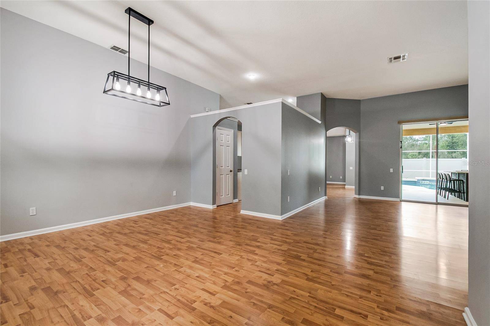 116 OAK GROVE CIR, Lake Mary, FL 32746