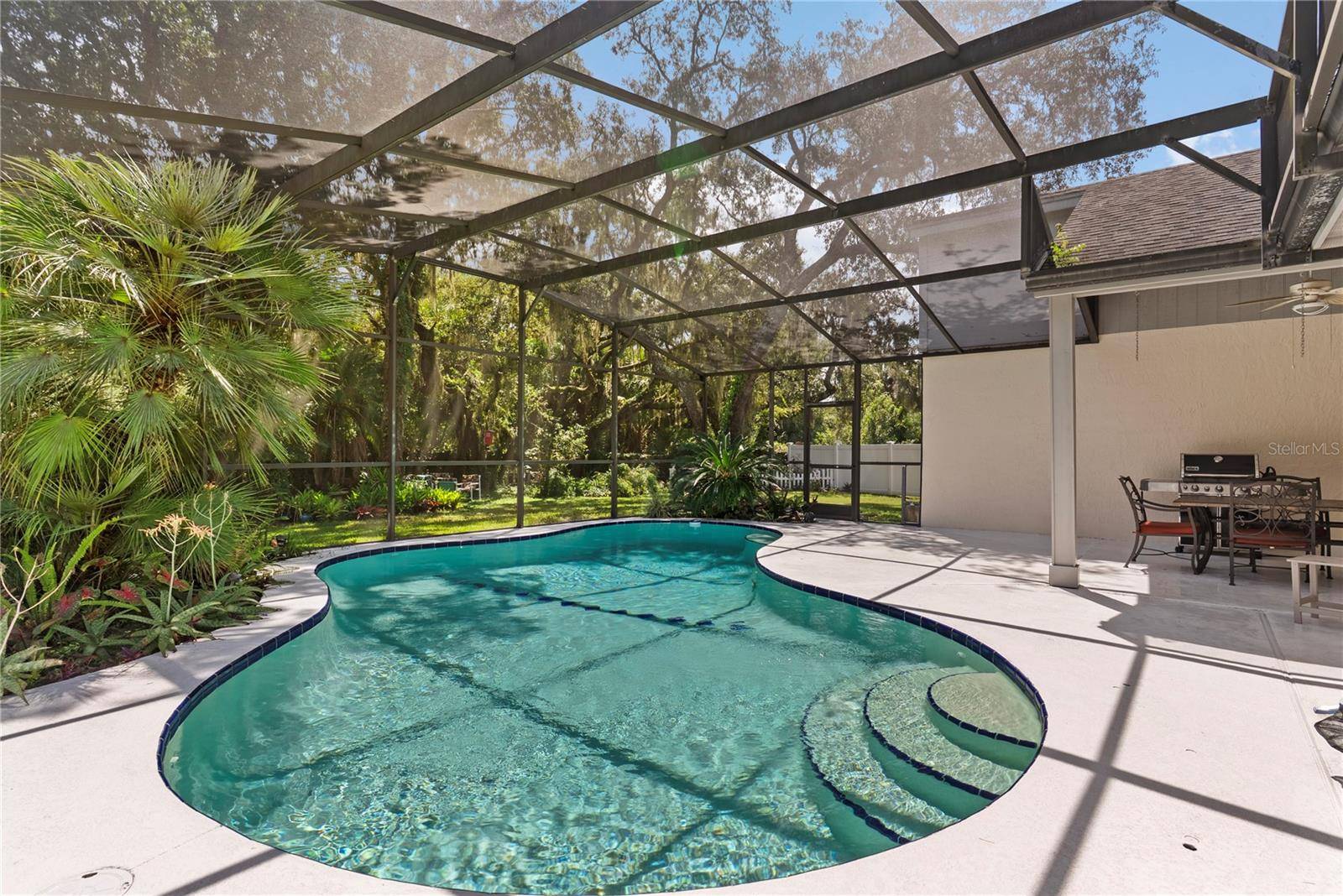 10850 DEARDEN CIR, Orlando, FL 32817