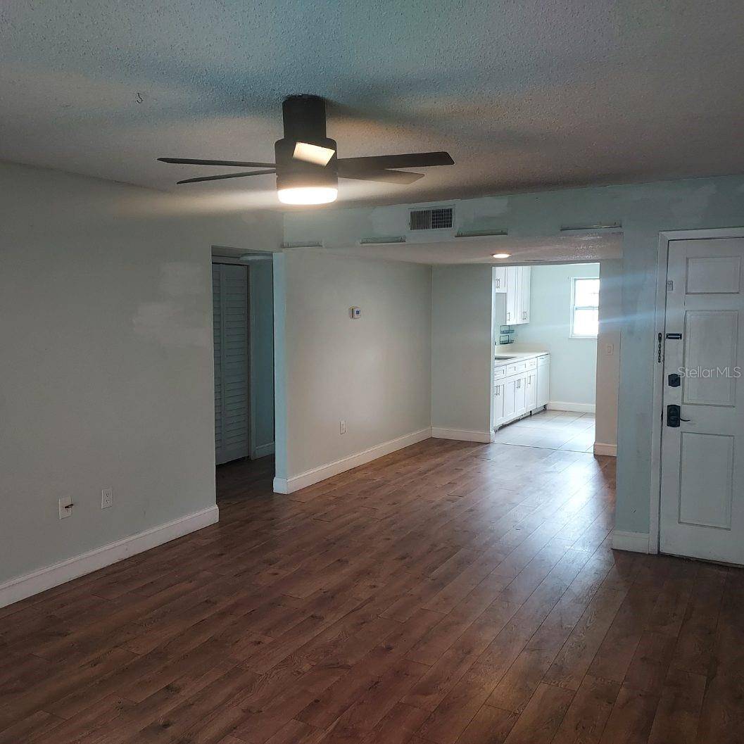 14472 REUTER STRASSE CIR #404, Tampa, FL 33613