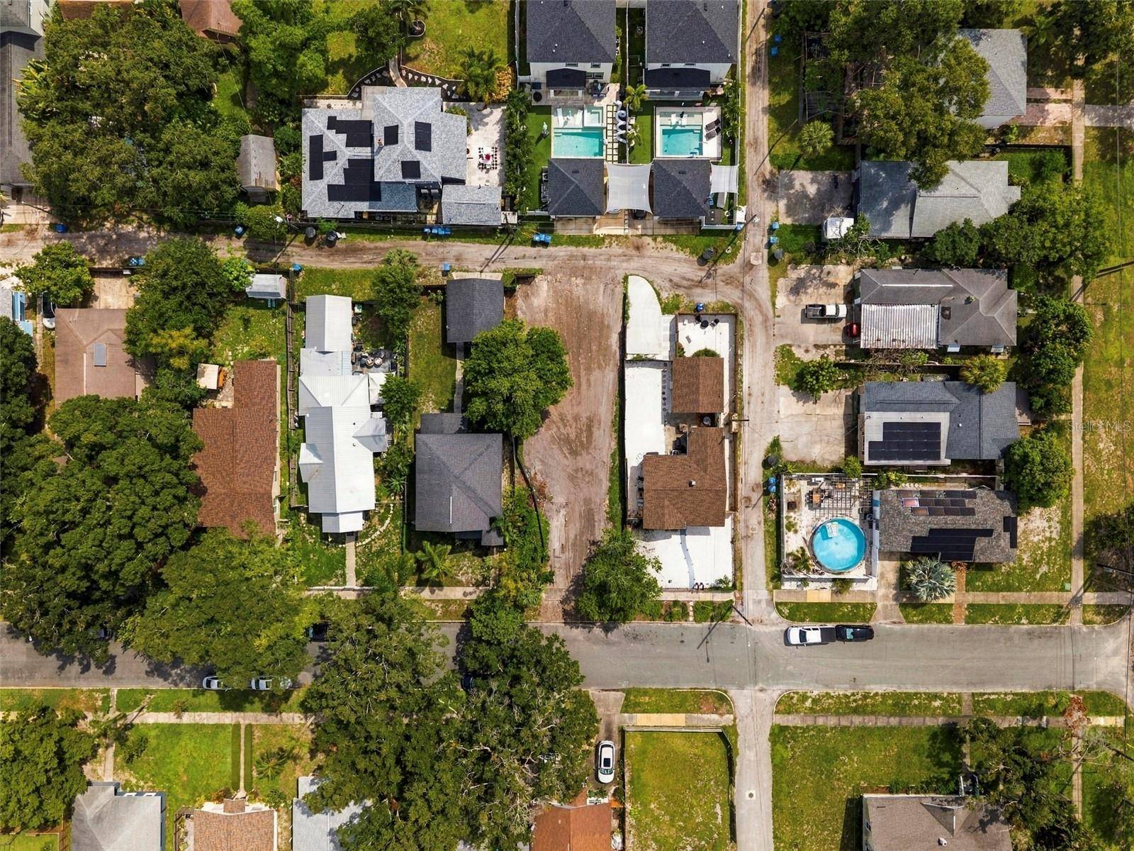 927 YALE ST N, St Petersburg, FL 33713