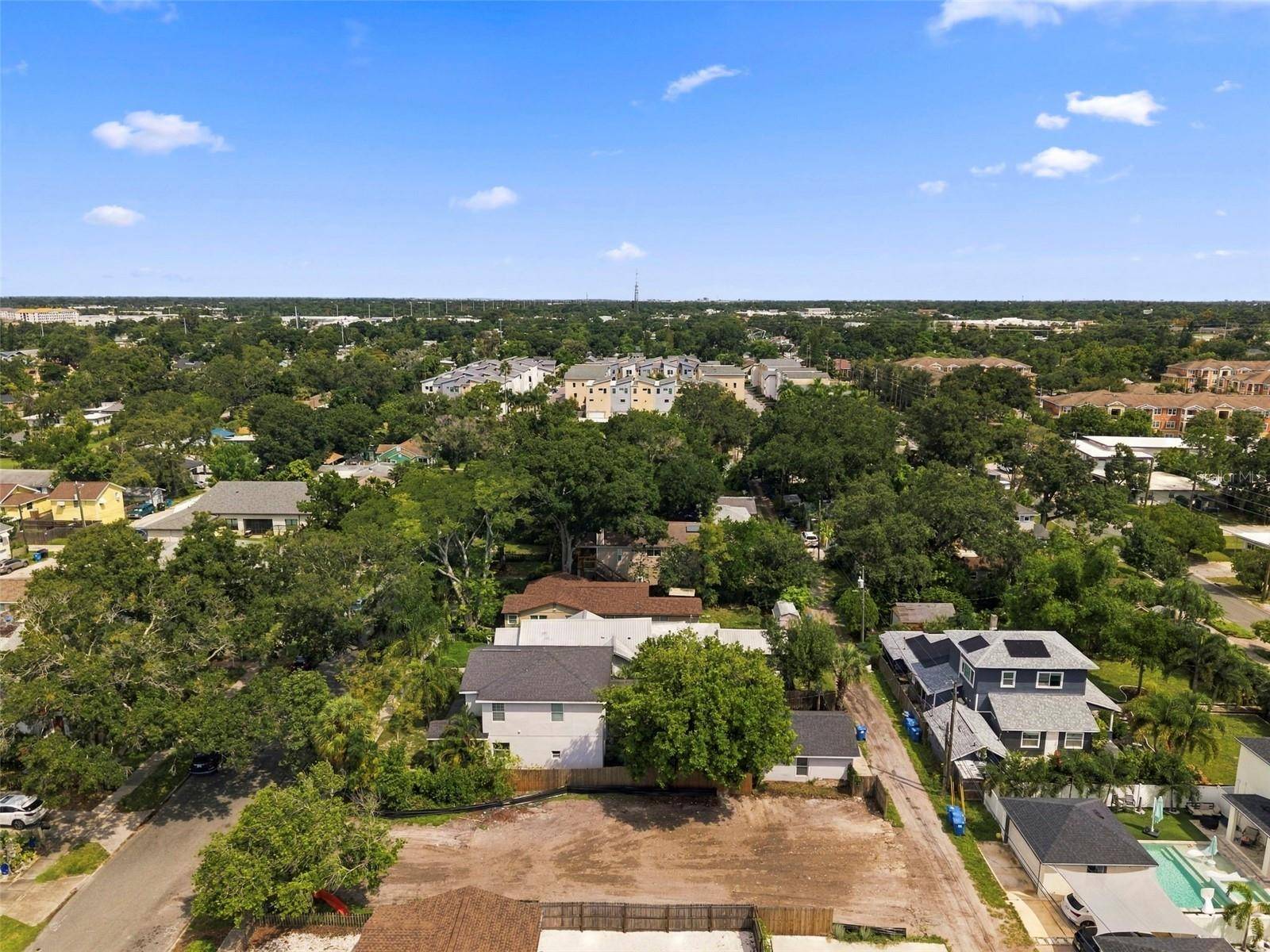 927 YALE ST N, St Petersburg, FL 33713
