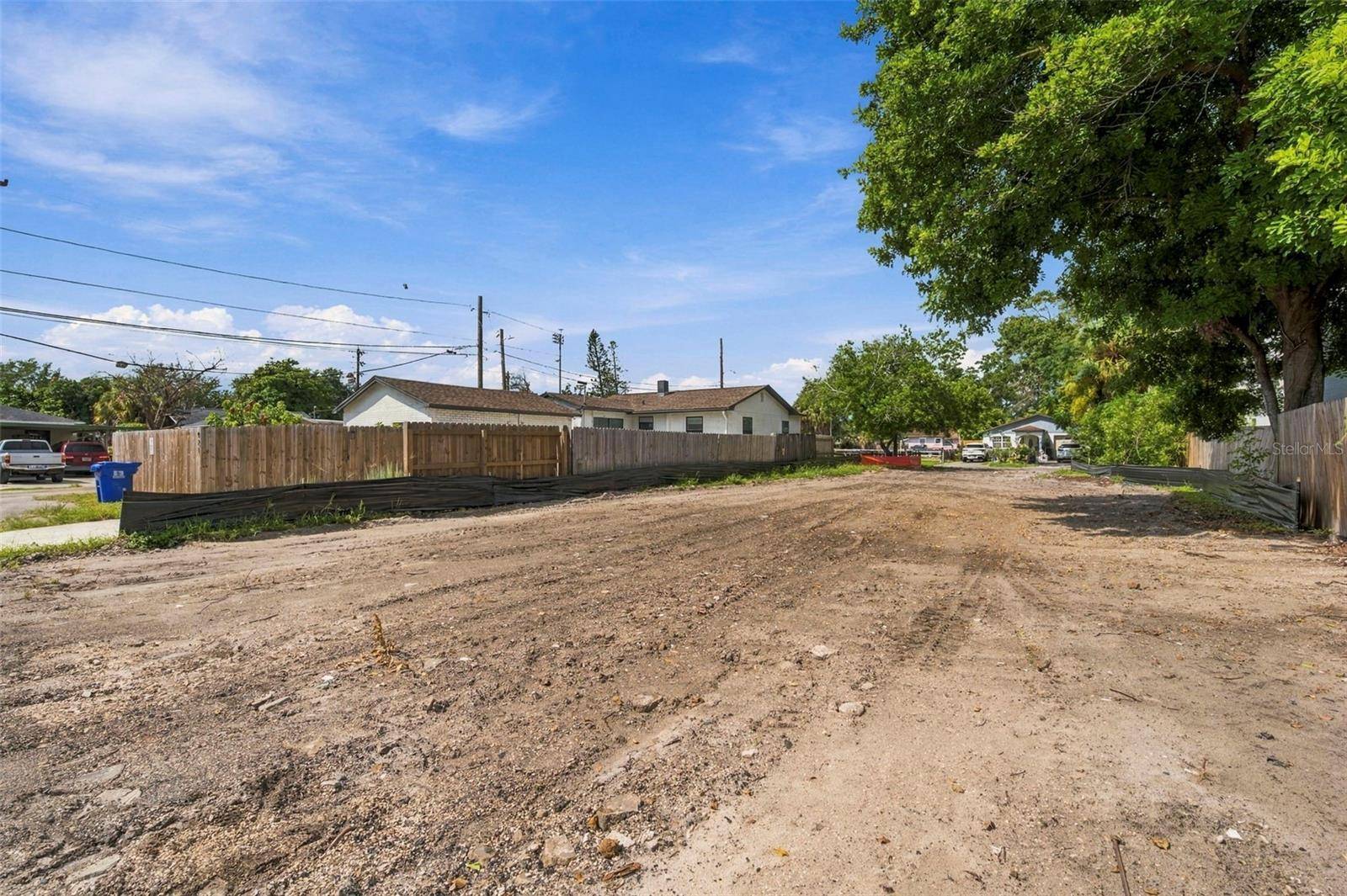 927 YALE ST N, St Petersburg, FL 33713