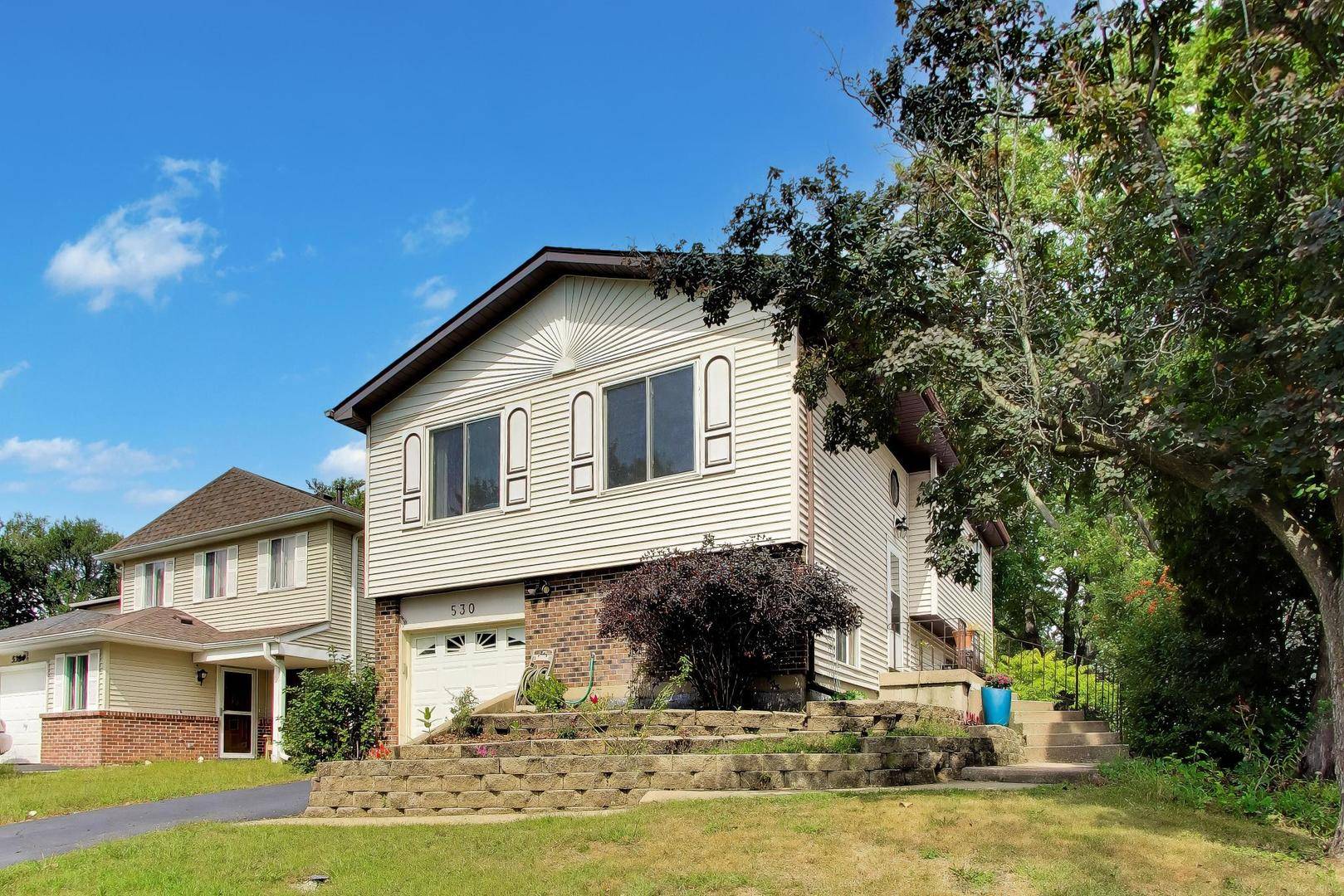 530 Princeton DR, Bolingbrook, IL 60440