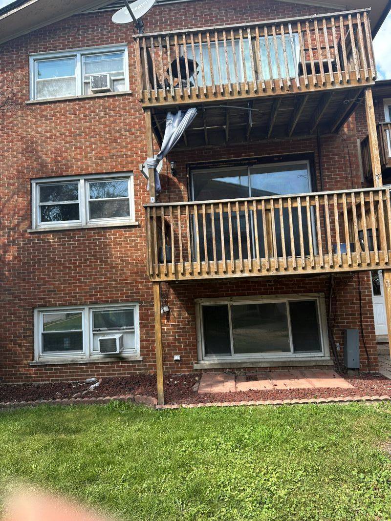 10747 S HARLEM AVE #3A, Worth, IL 60482