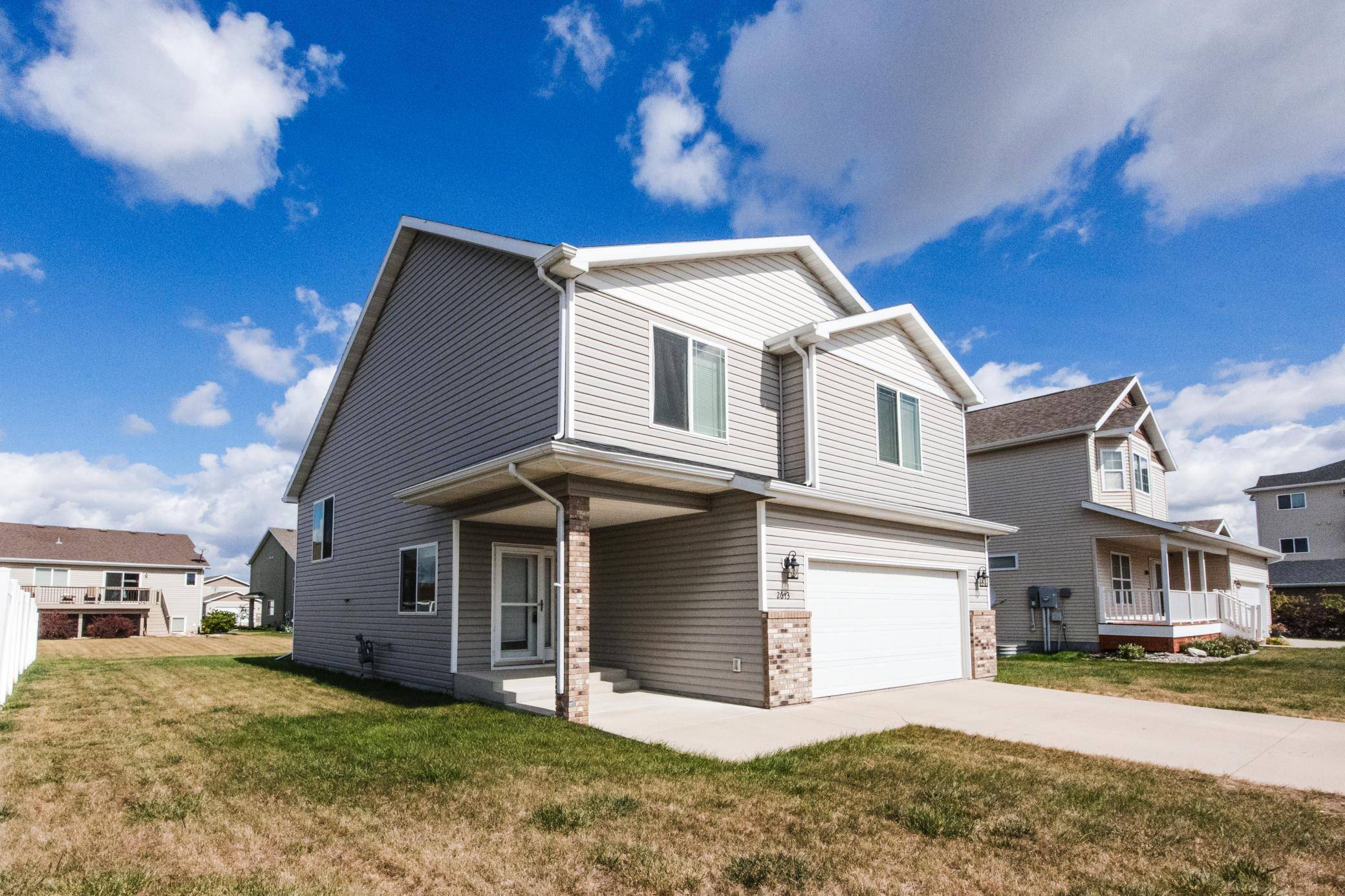 2613 56th AVE S, Fargo, ND 58104
