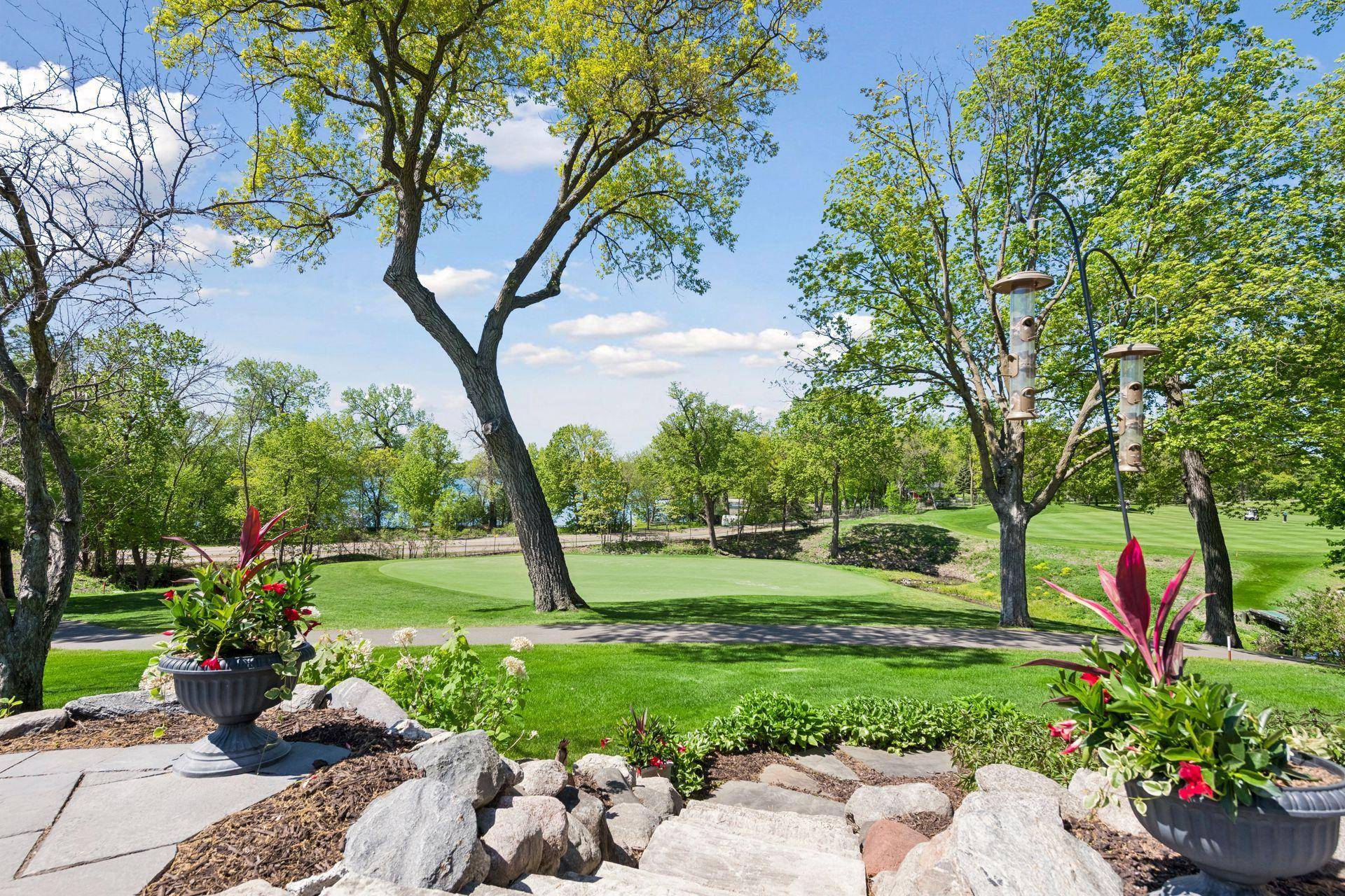 18482 Bearpath TRL, Eden Prairie, MN 55347