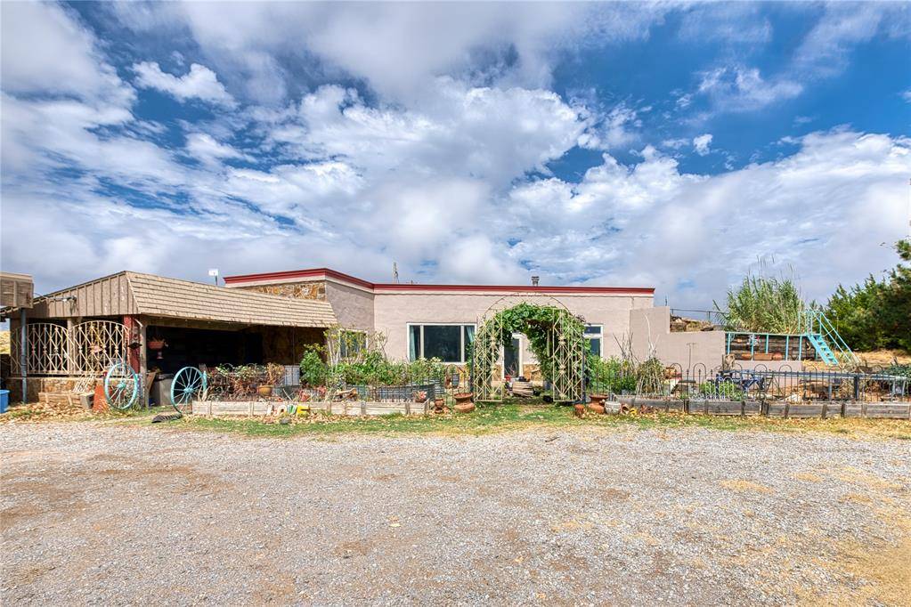 10380 N 2000 RD, Elk City, OK 73644