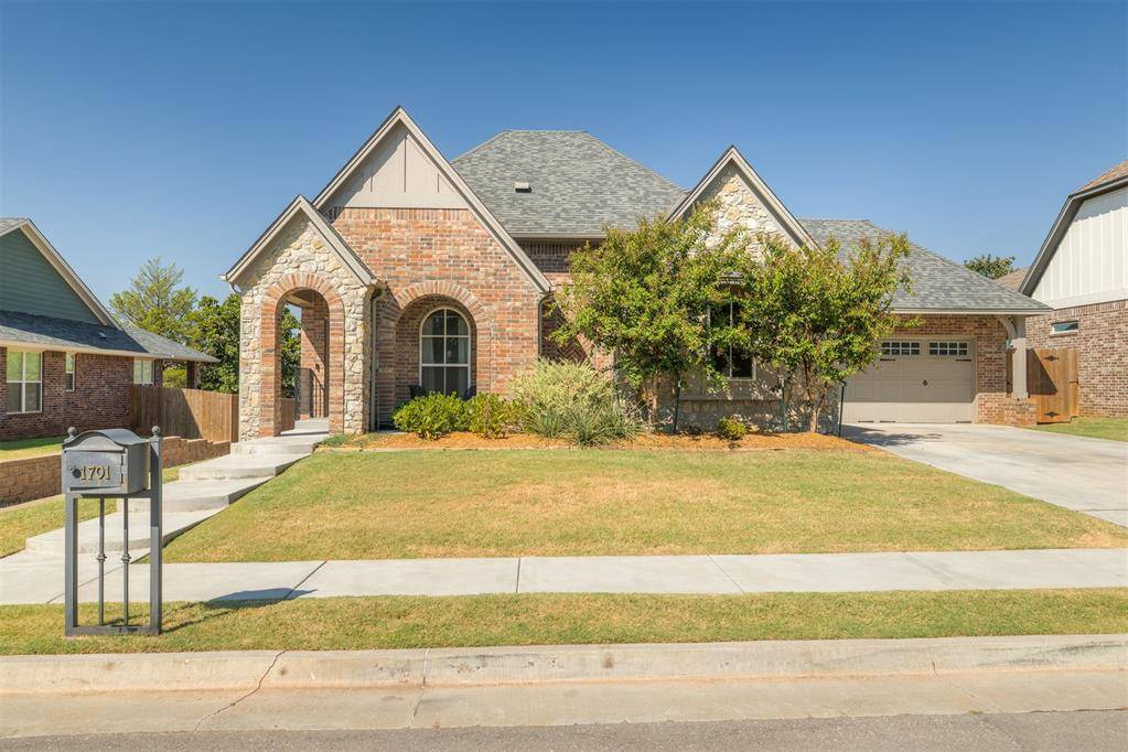 1701 Historical AVE, Edmond, OK 73034