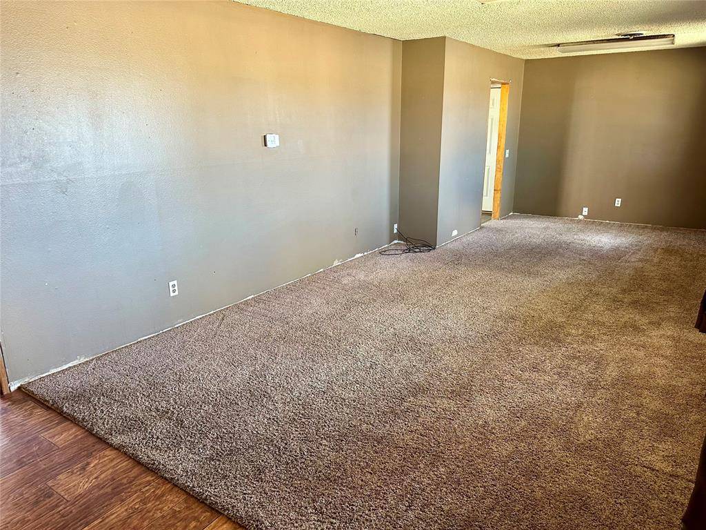 123 N Main ST, Leedey, OK 73654