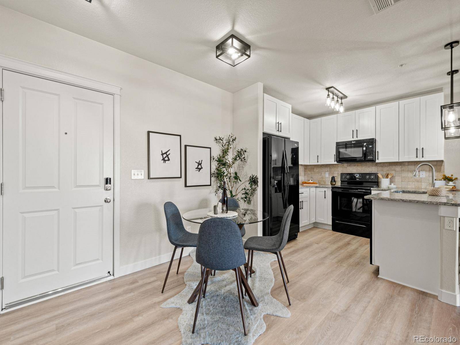 725 Elmhurst DR #208, Highlands Ranch, CO 80129
