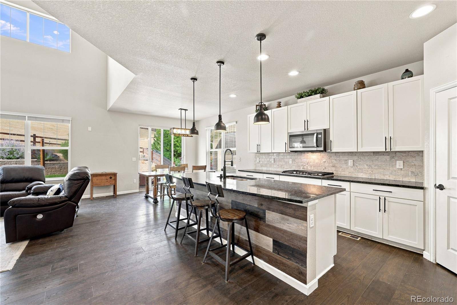 18155 W 85th DR, Arvada, CO 80007